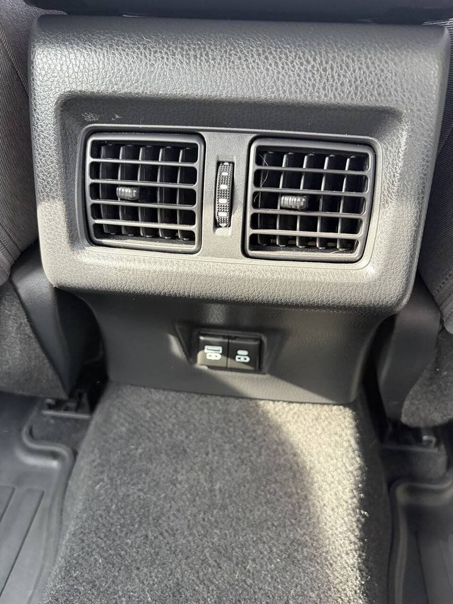 Used 2025 Toyota Camry LE w/ Convenience Package FWD image 37