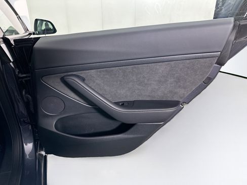 Used 2023 Tesla Model 3 Standard Range RWD image 29