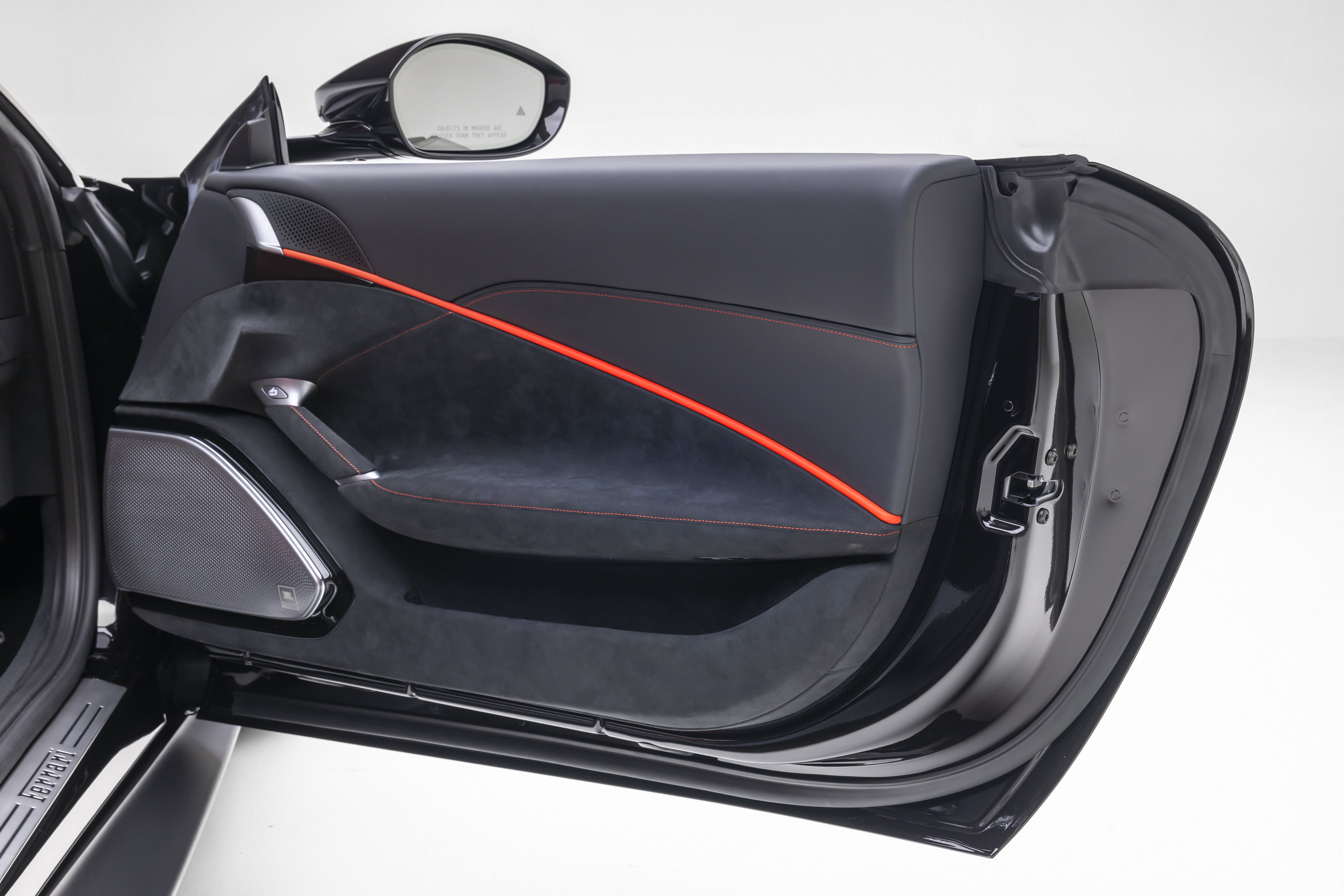 Certified 2026 Ferrari Roma Spider RWD image 60