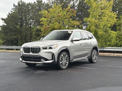 Used 2025 BMW X1 xDrive28i w/ Convenience Package AWD/4WD image 11