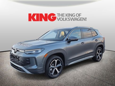 New 2026 Volkswagen Tiguan SE image 8