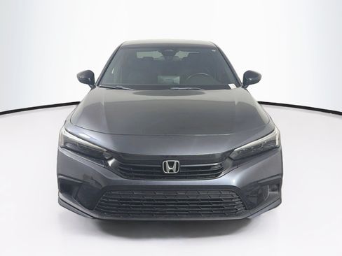 Used 2024 Honda Civic Sport image 2