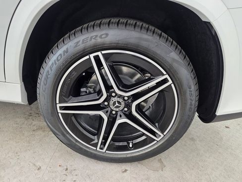 New 2026 Mercedes-Benz GLS 450 4MATIC image 13