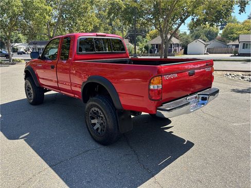 Used 2003 Toyota Tacoma PreRunner w/ Convenience Pkg RWD image 8