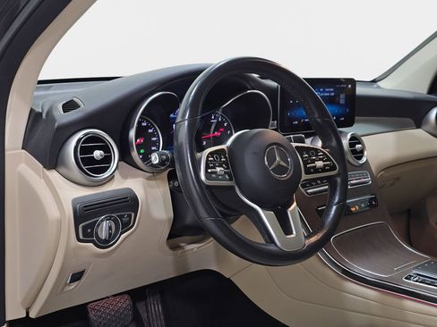 Used 2022 Mercedes-Benz GLC 300 4MATIC image 18