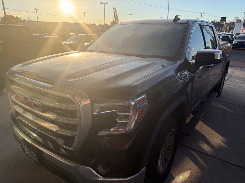 Used 2020 GMC Sierra 1500 SLE w/ SLE Value Package RWD image 2