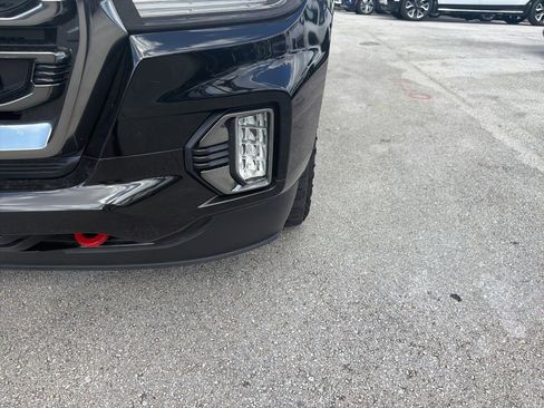 Used 2022 GMC Canyon AT4 w/ Trailering Package AWD/4WD image 8
