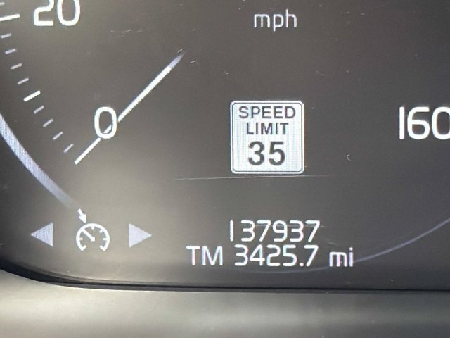 Used 2020 Volvo XC60 T5 Momentum AWD/4WD image 23