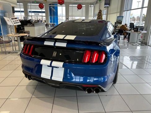 Used 2017 Ford Mustang Shelby GT350 image 12
