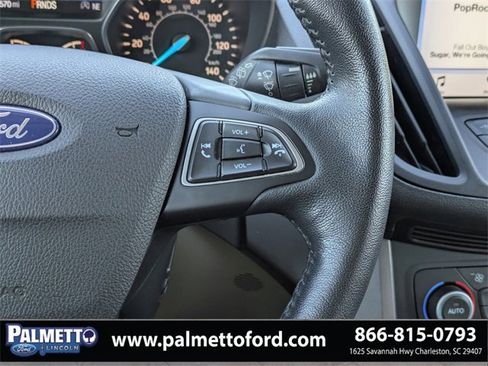 Used 2019 Ford Escape SEL image 25