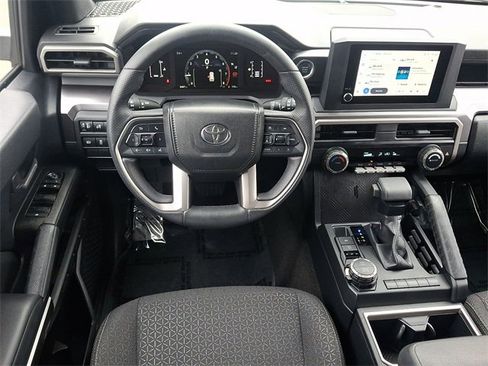 Used 2025 Toyota 4Runner SR5 image 11