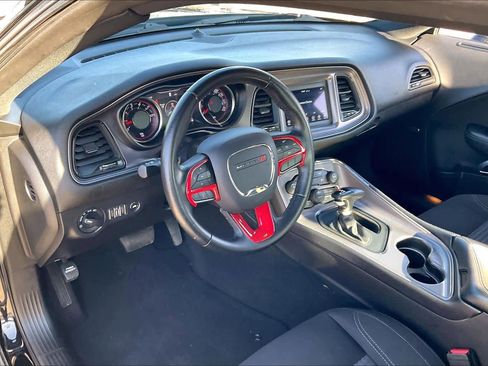 Certified 2023 Dodge Challenger SXT image 15