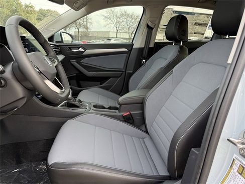 New 2026 Volkswagen Jetta SE image 21