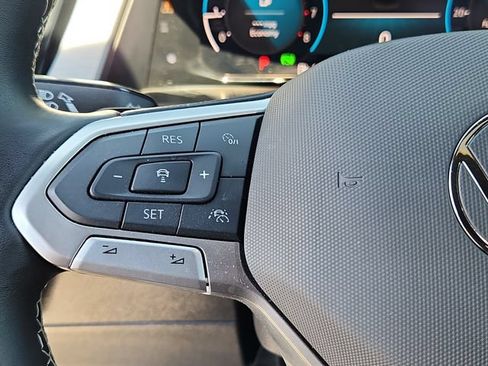 Certified 2026 Volkswagen Atlas Cross Sport SE AWD/4WD image 18