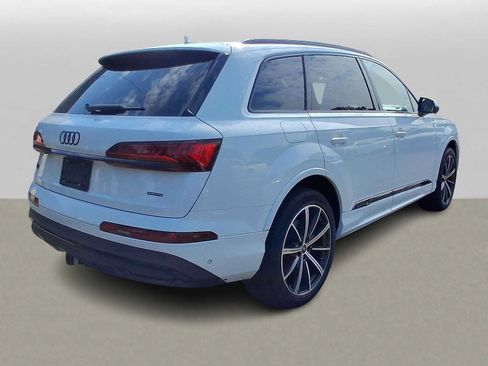 Used 2023 Audi Q7 3.0T Premium Plus w/ Premium Plus Package AWD/4WD image 31