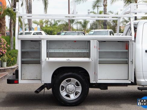 Used 2022 RAM 2500 Tradesman RWD image 12