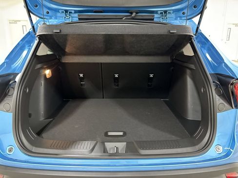 New 2026 Chevrolet Trax LT w/ LT Convenience Package FWD image 23