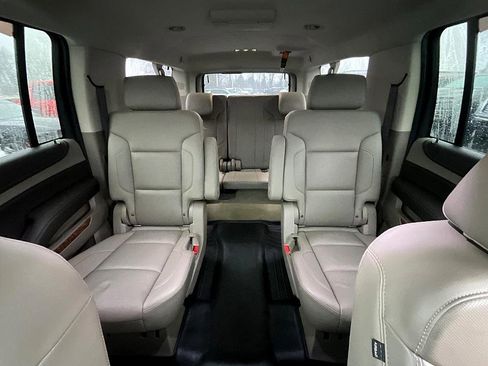 Used 2017 Chevrolet Suburban Premier image 34