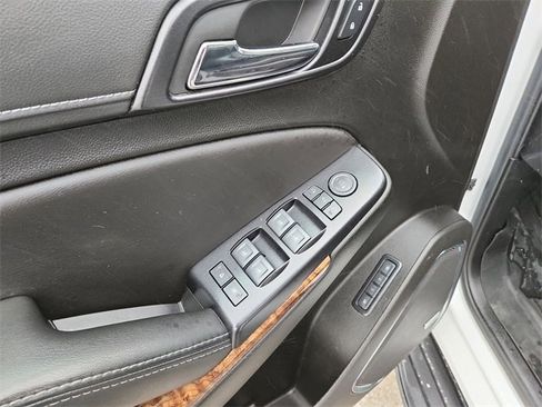 Certified 2020 Chevrolet Suburban Premier image 24