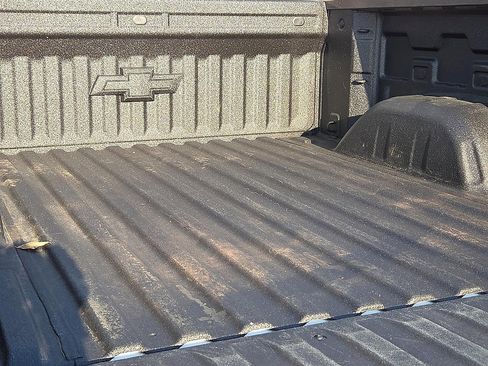 Used 2022 Chevrolet Silverado 1500 LTZ image 8