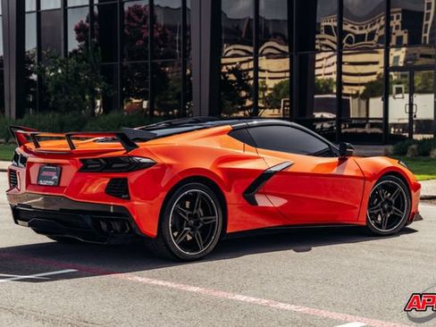 Used 2020 Chevrolet Corvette Stingray Coupe w/ 1LT RWD image 55
