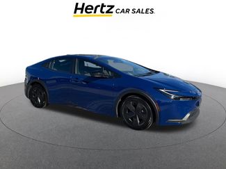 Used 2025 Toyota Prius LE video 1