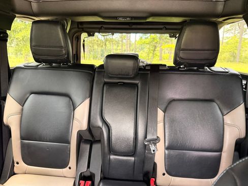Used 2022 Ford Bronco Wildtrak AWD/4WD image 29