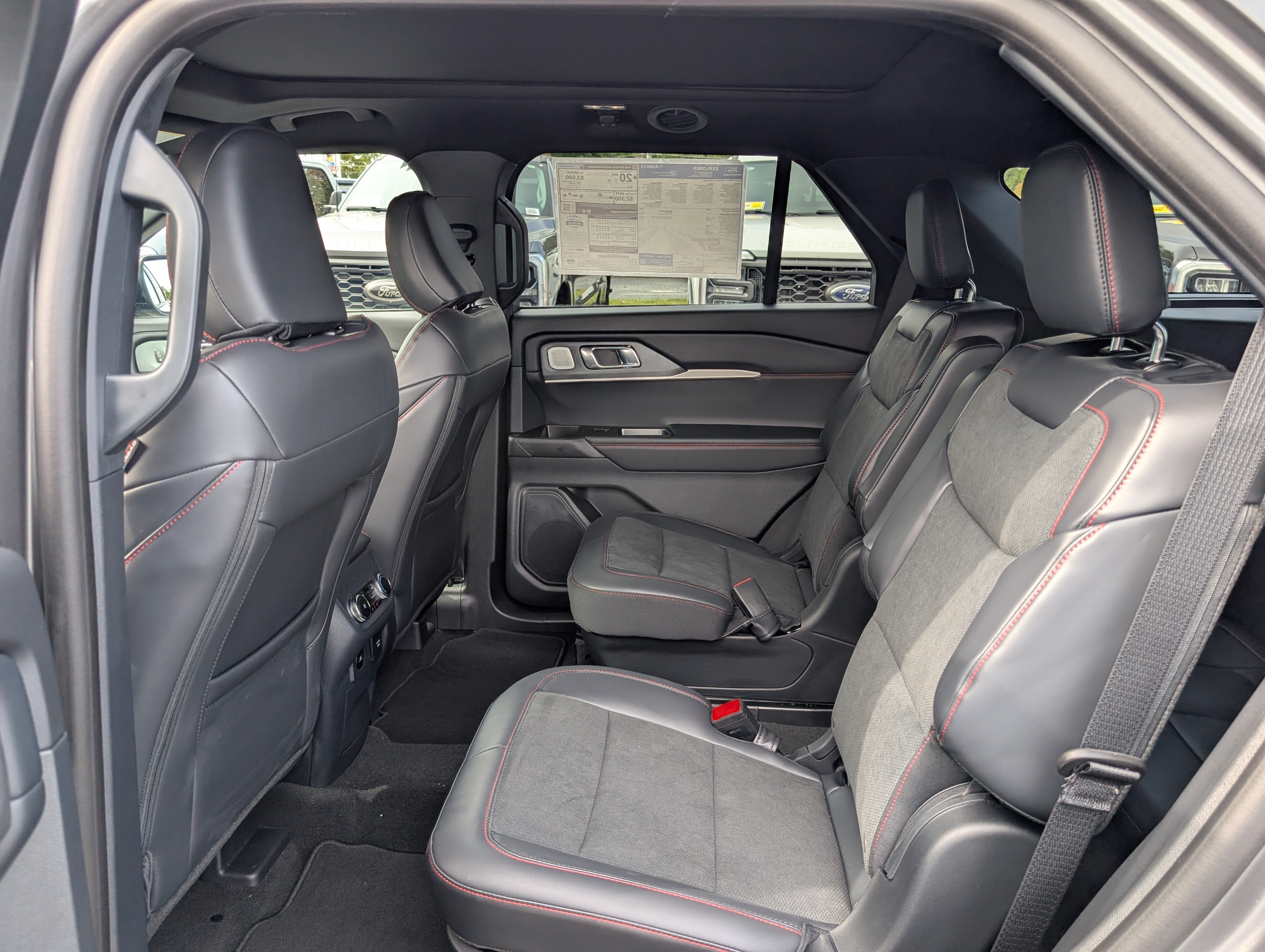 New 2027 Ford Explorer ST w/ Sun And Sound Package AWD/4WD image 13