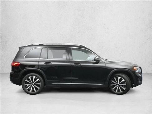 Certified 2023 Mercedes-Benz GLB 250 4MATIC image 7