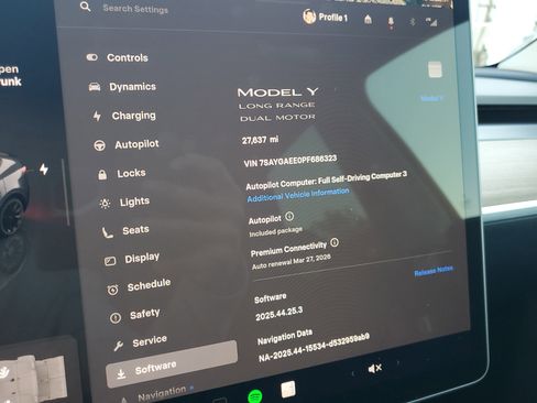 Used 2023 Tesla Model Y Long Range image 28