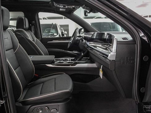 New 2026 Cadillac Escalade Luxury image 19