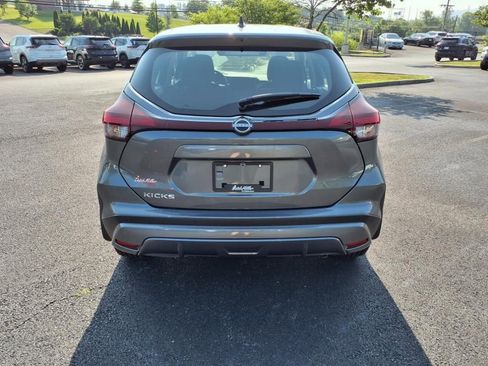Certified 2025 Nissan Kicks Play S image 4