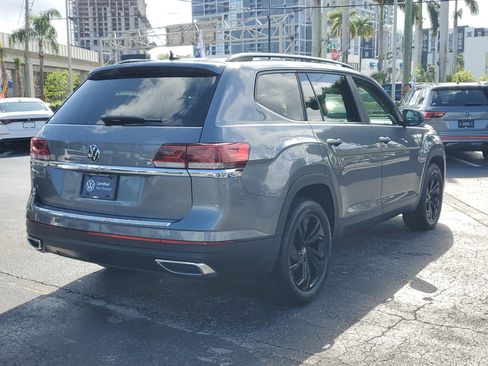 Certified 2022 Volkswagen Atlas SE w/ Panoramic Sunroof Package image 5
