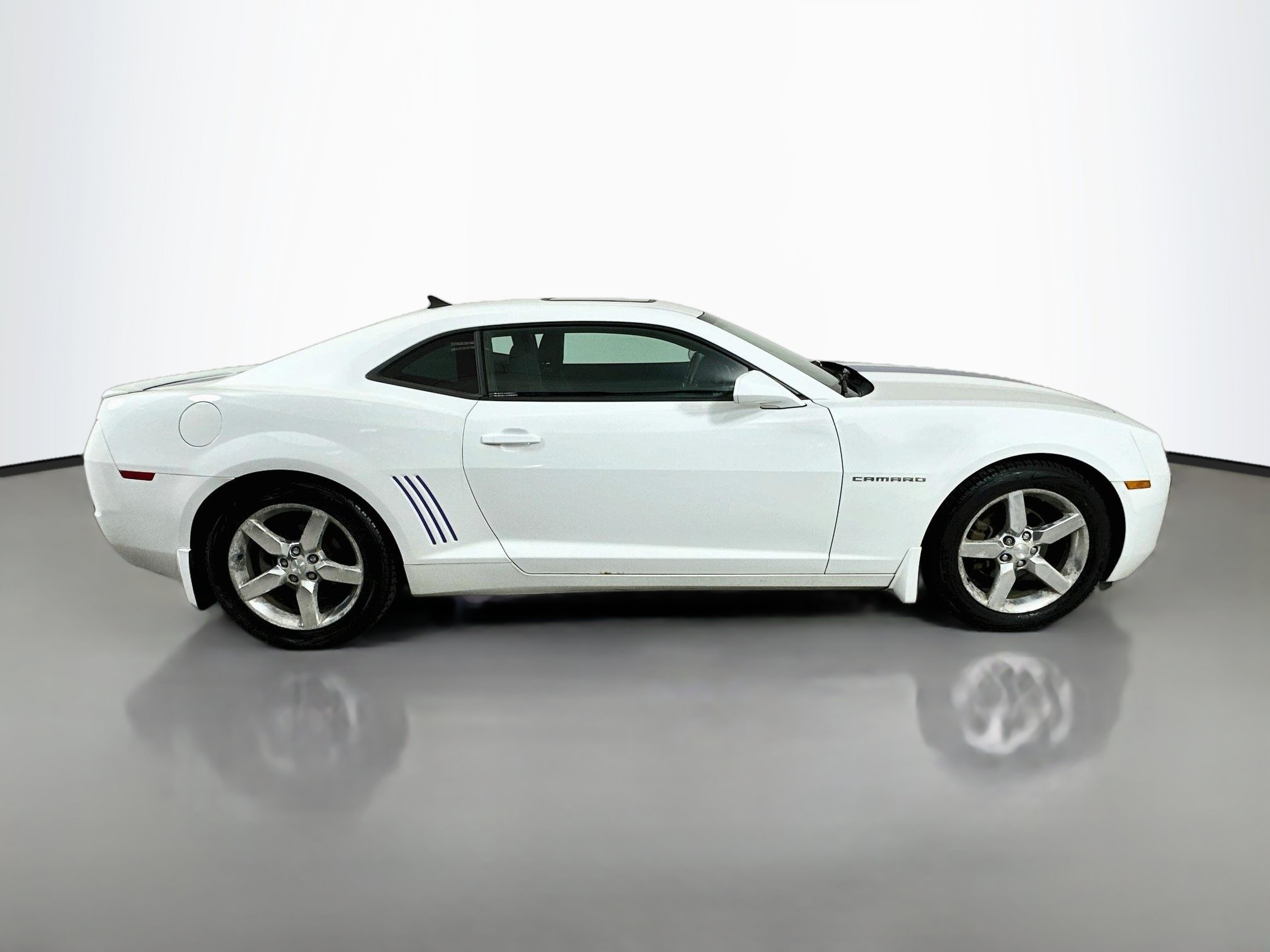 Used 2013 Chevrolet Camaro LT RWD image 8