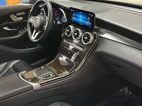 Certified 2022 Mercedes-Benz GLC 300 4MATIC image 35