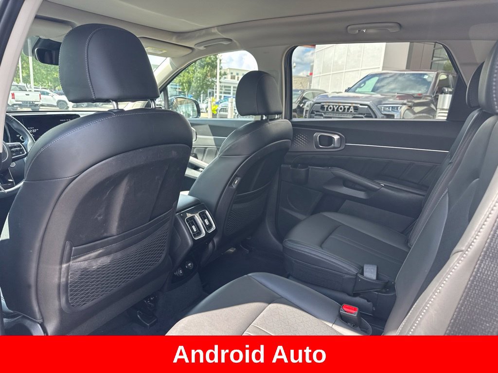 Used 2023 Kia Sorento SX AWD/4WD image 16