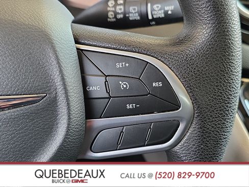 Used 2021 Chrysler Voyager LX FWD image 13