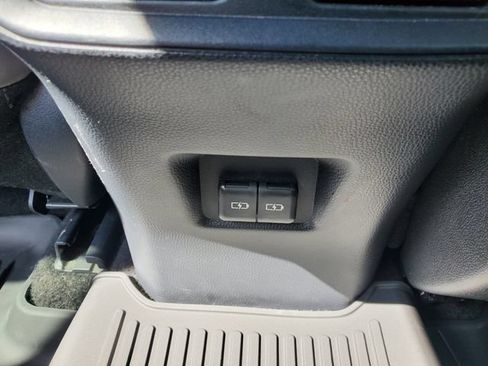Used 2024 Toyota RAV4 Adventure AWD/4WD image 9