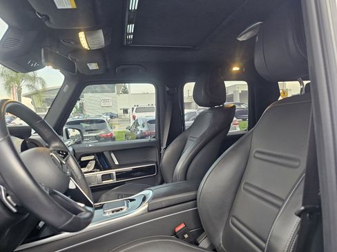 Certified 2025 Mercedes-Benz G 550 image 6