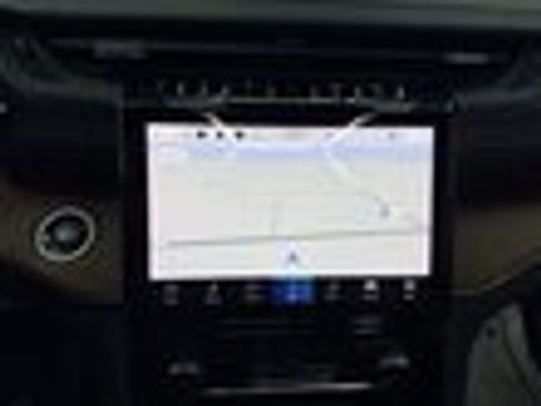 Used 2022 Jeep Grand Cherokee L Summit w/ Luxury Tech Group V image 17