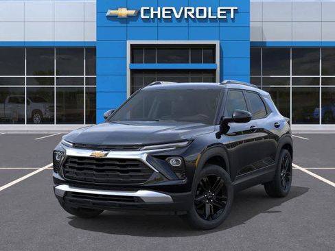 New 2026 Chevrolet TrailBlazer LT w/ Midnight Edition AWD/4WD image 6