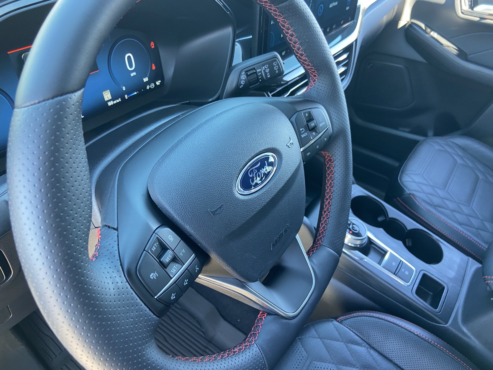 Certified 2024 Ford Escape ST-Line Elite w/ Premium Technology Package AWD/4WD image 24