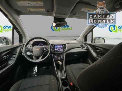 Used 2020 Chevrolet Trax LT image 27