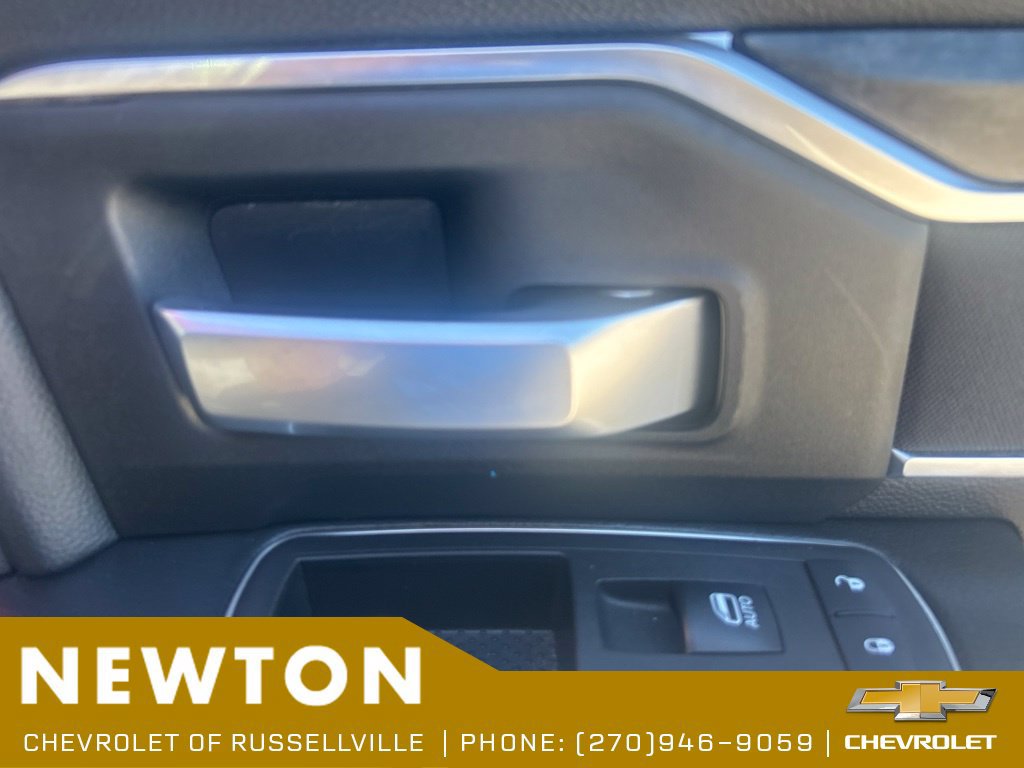 Used 2024 RAM 2500 Big Horn w/ Night Edition AWD/4WD image 23