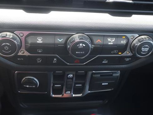 New 2026 Jeep Gladiator Sport AWD/4WD image 22