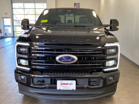 New 2026 Ford F350 Platinum image 3