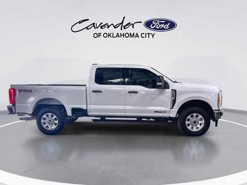 Used 2024 Ford F250 XLT w/ FX4 Off-Road Package AWD/4WD image 9