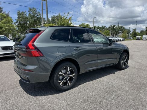 New 2026 Volvo XC60 B5 Core w/ Protection Package image 3