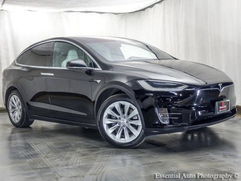 Used 2019 Tesla Model X P100D image 2