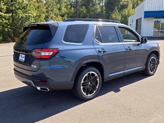 New 2026 Honda Pilot Touring image 3